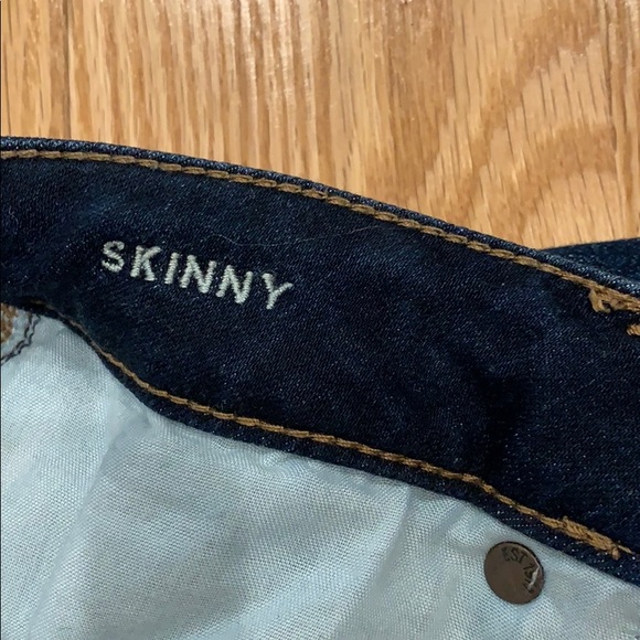 American Eagle Skinny Jeans - Picture 6 of 7